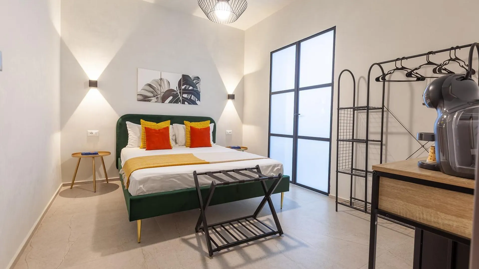 Malva Rooms location